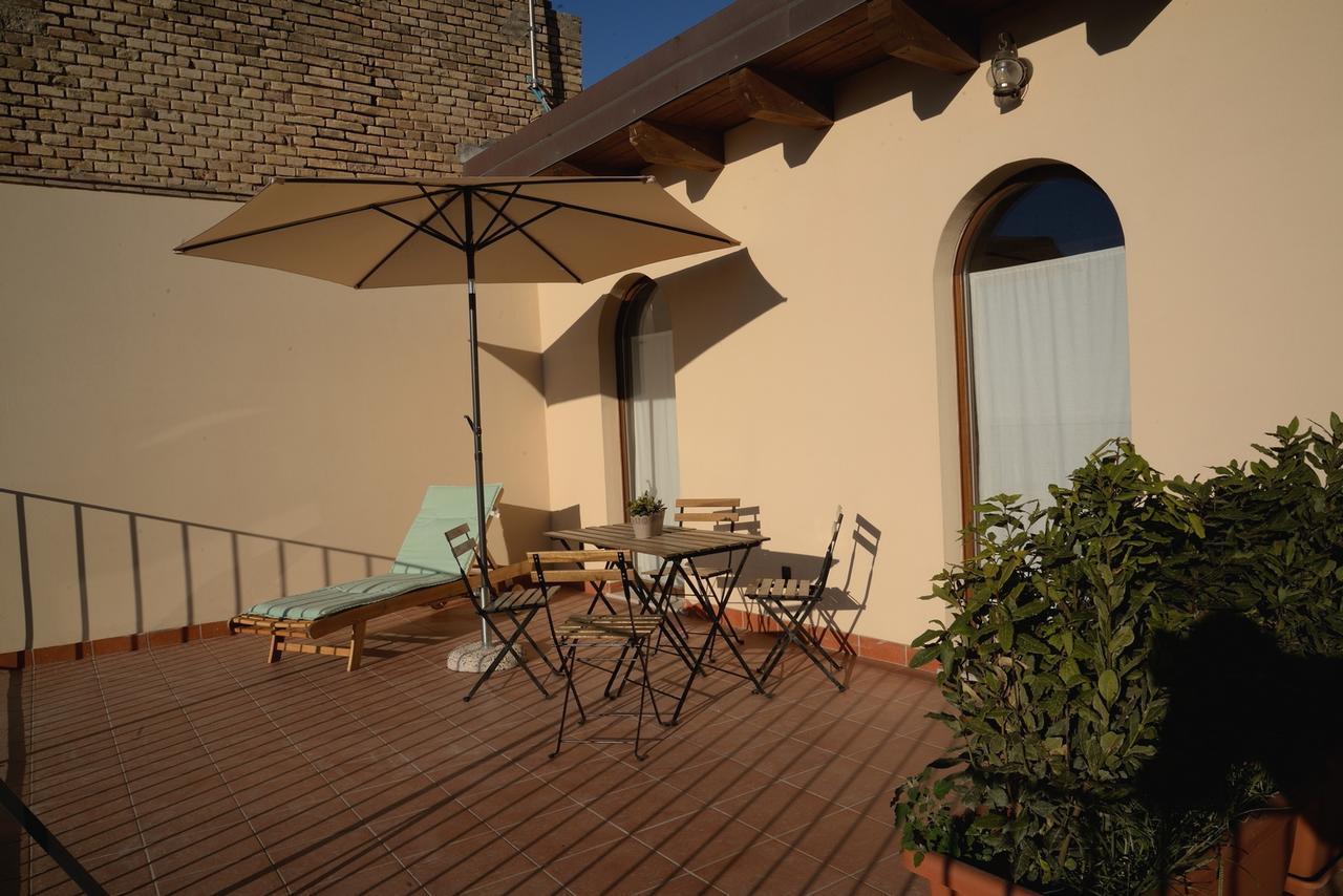 Torre Della Loggia - Dimora Storica - Ortona Bed & Breakfast Exterior photo